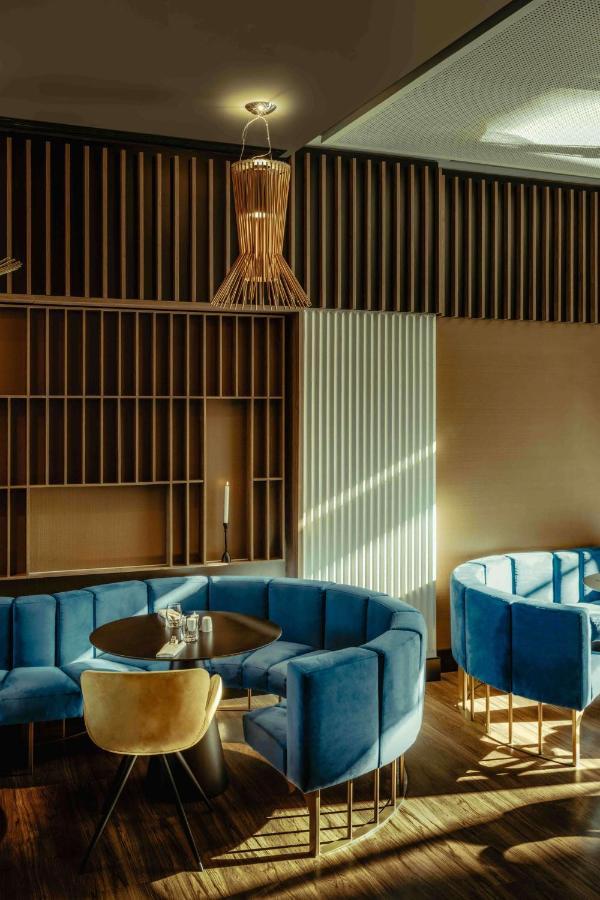 Radisson Blu Aurum Hotel, Brasov Luaran gambar The interior of the restaurant