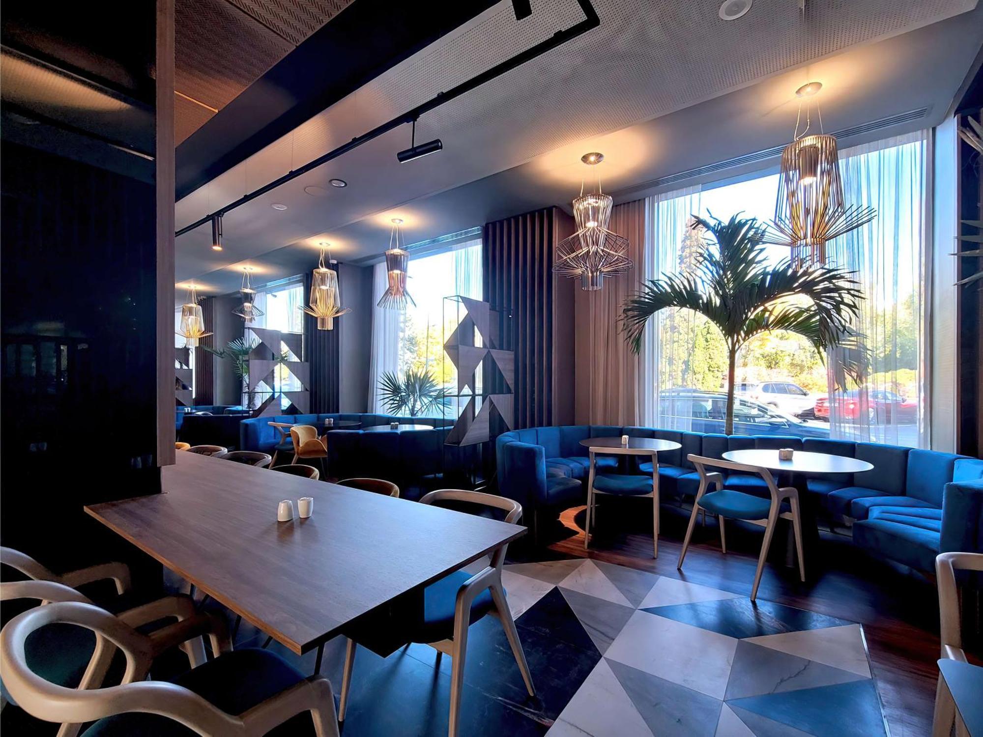 Radisson Blu Aurum Hotel, Brasov Luaran gambar Restaurant